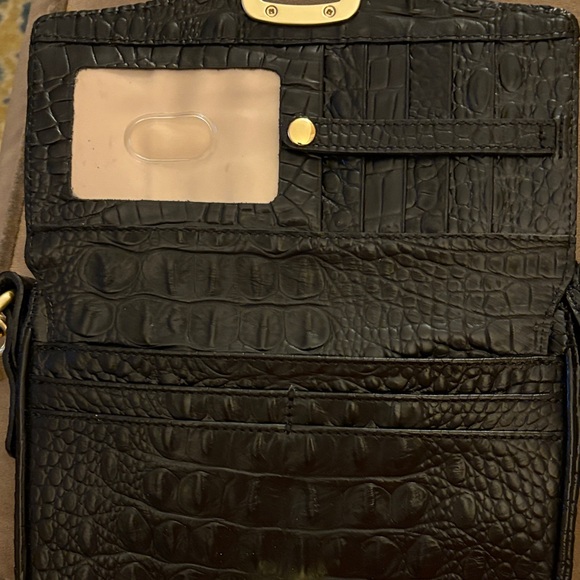 RARE Brahmin Black Croc-Embossed Crossbody Bag - Picture 9 of 12